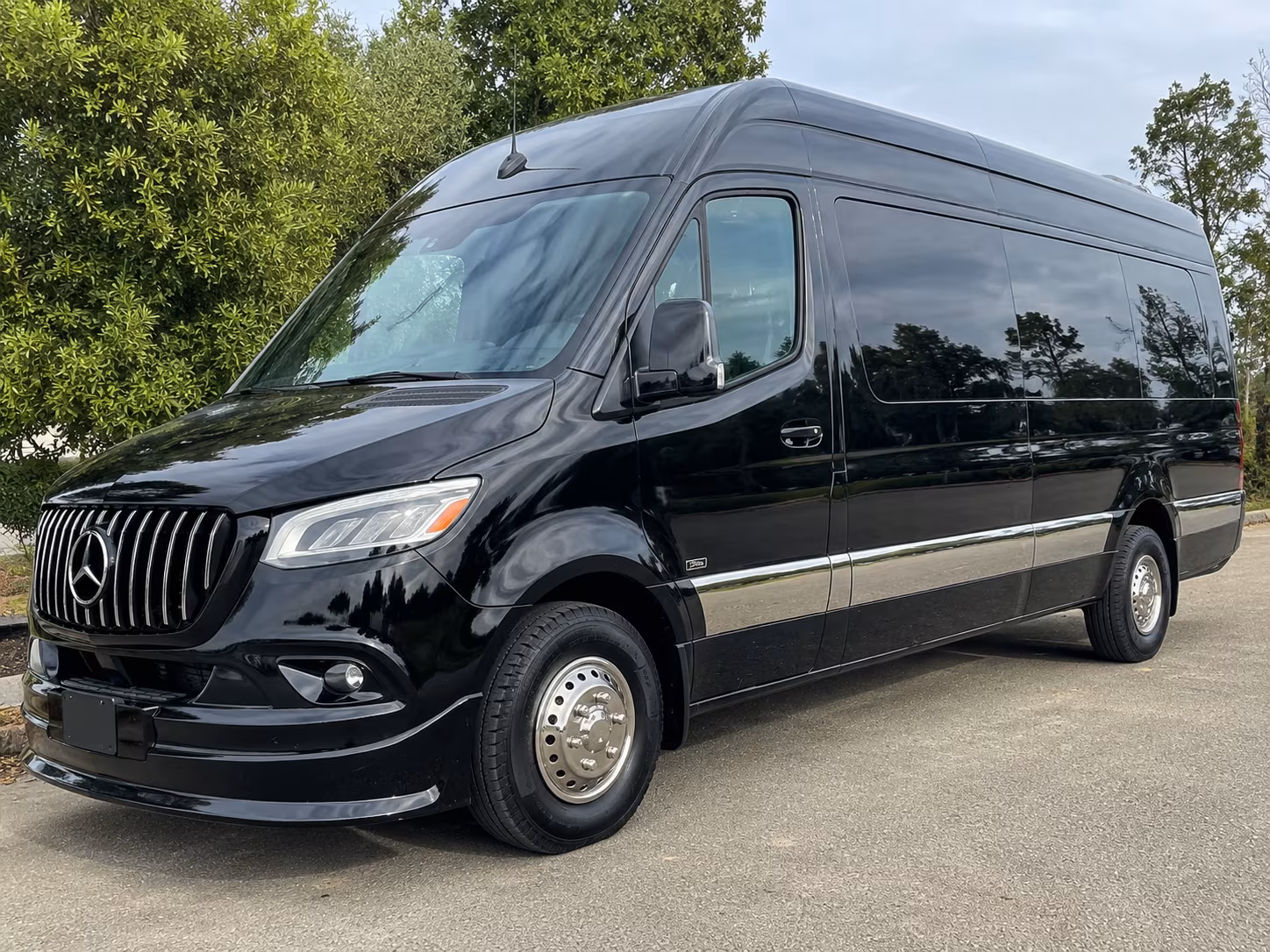 find and book transportation for your next concert or music festival 5