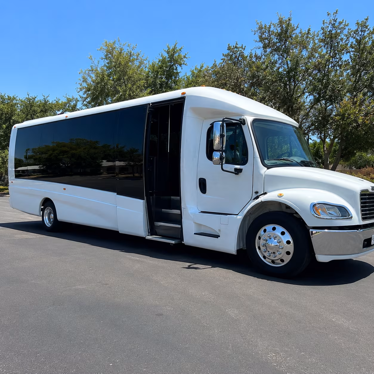 find and book transportation for your next private event 2