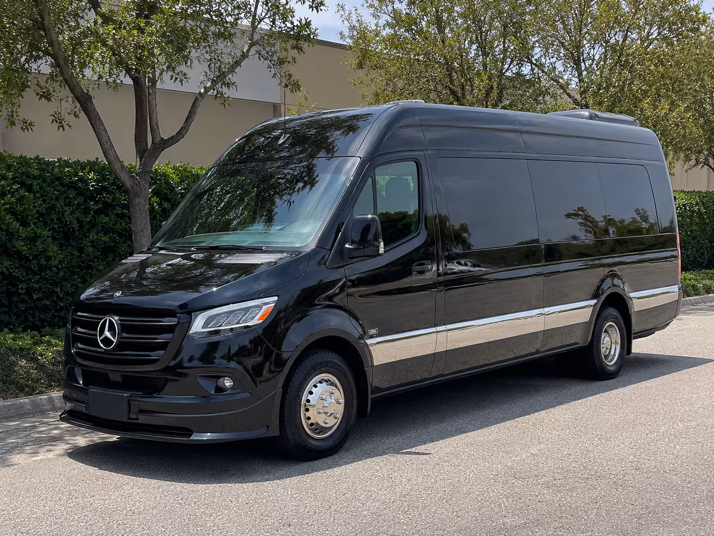 find and book transportation for your next sporting event 5