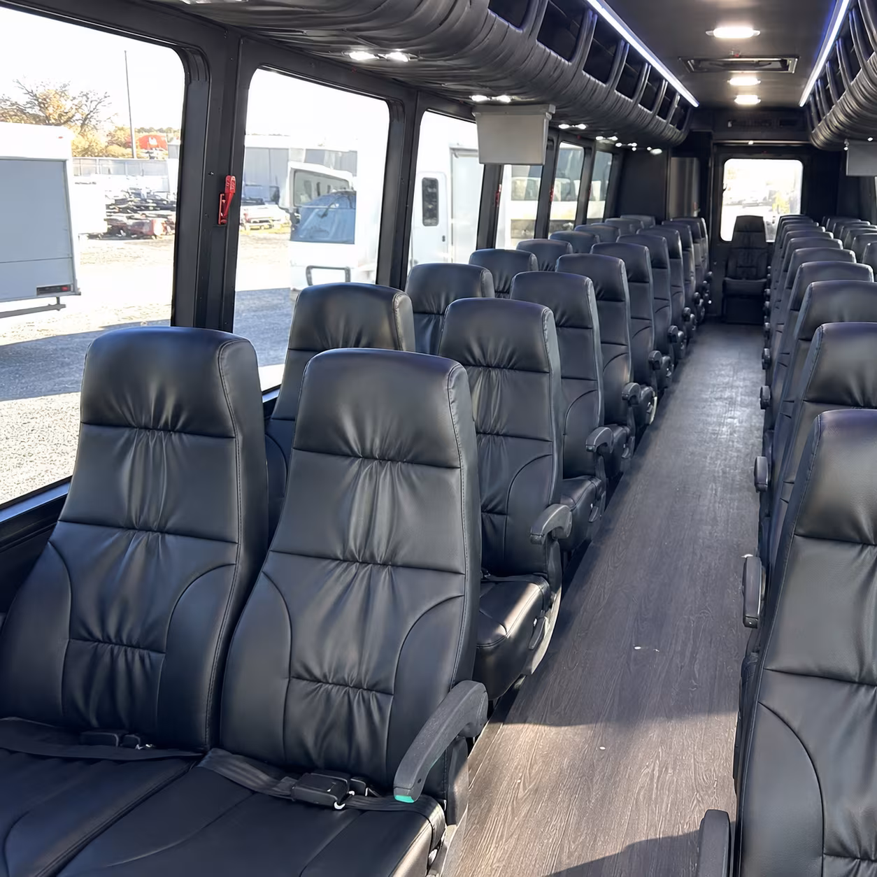 minibuses and shuttle buses for music festival weekends near peoria
